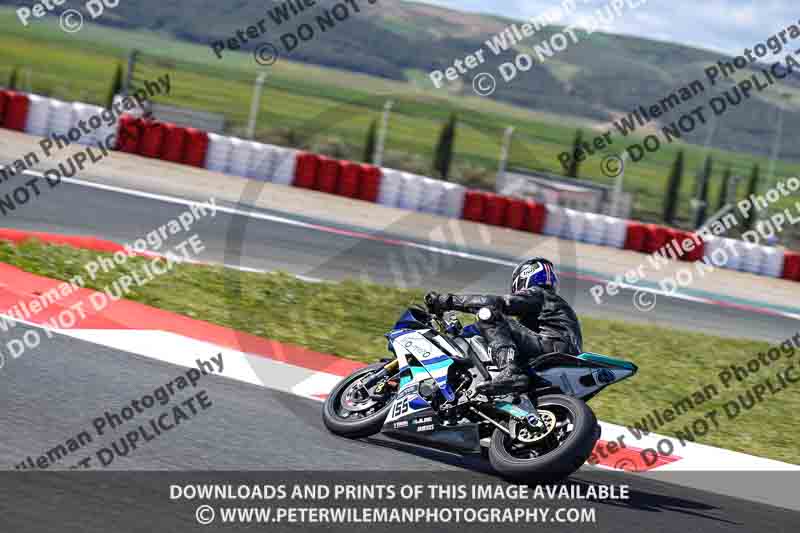 cadwell no limits trackday;cadwell park;cadwell park photographs;cadwell trackday photographs;enduro digital images;event digital images;eventdigitalimages;navarra;no limits trackdays;peter wileman photography;racing digital images;trackday digital images;trackday photos